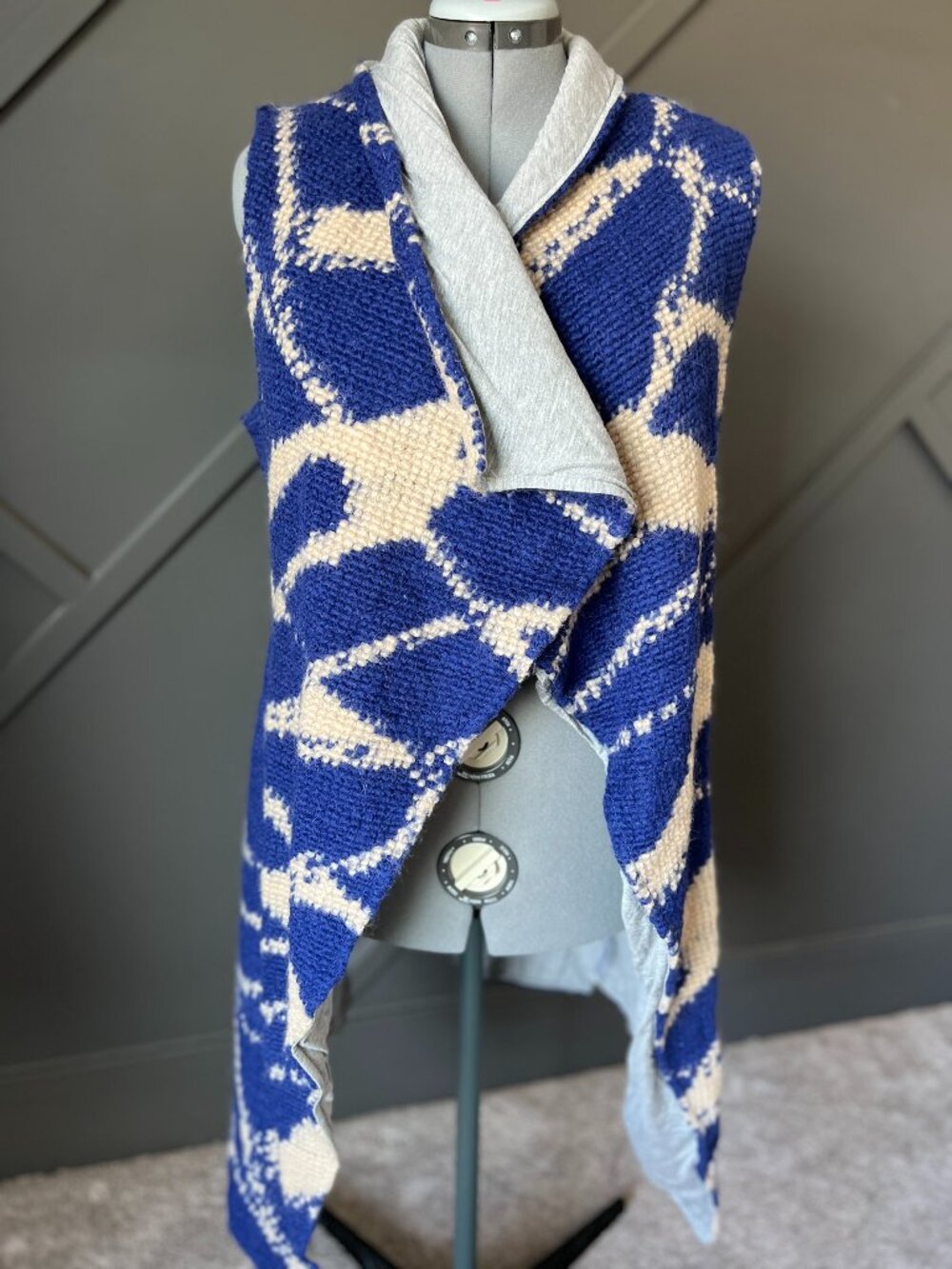 Women's open front wool lined vest with pockets in blue and white